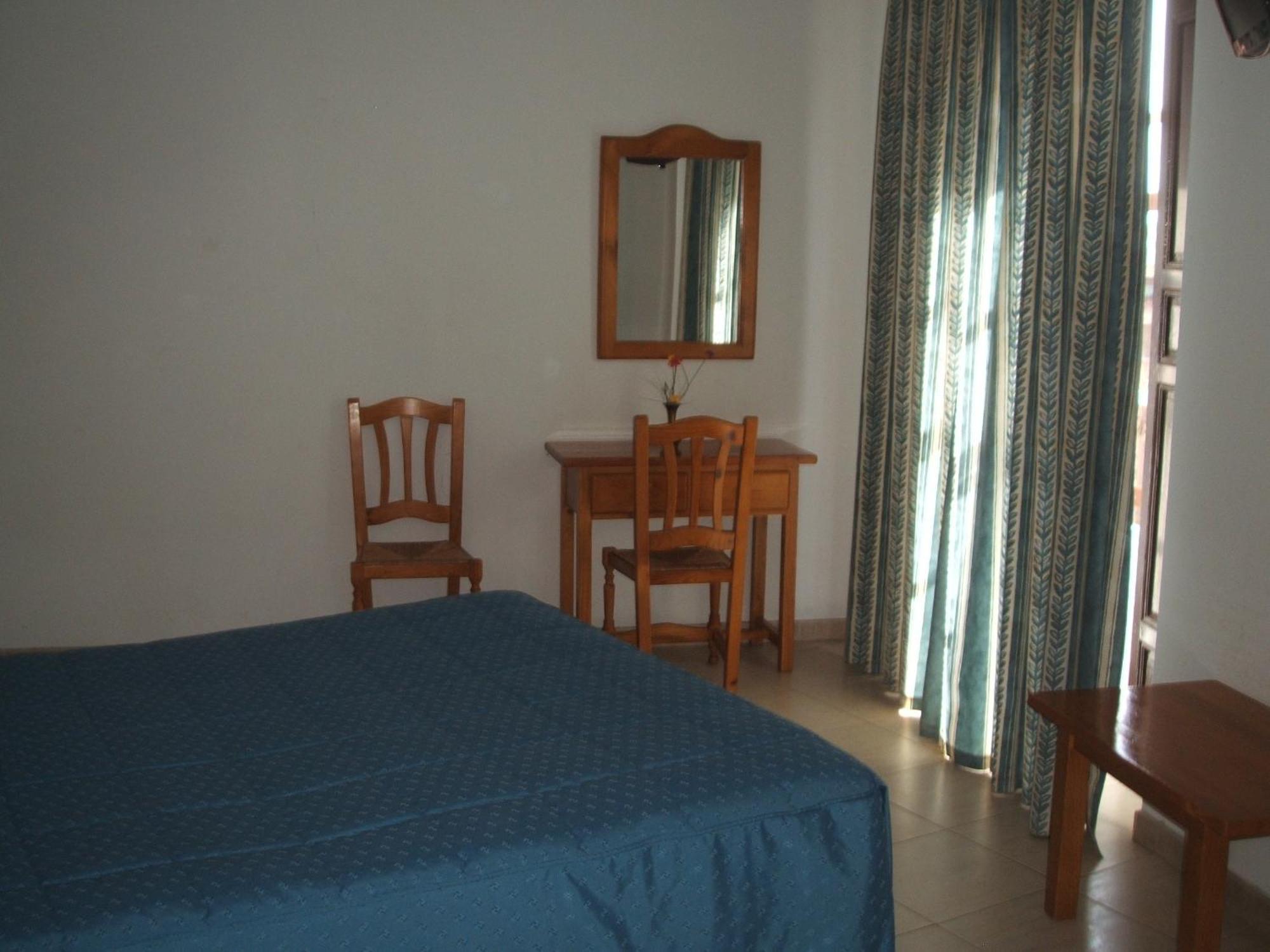 Hostal Centro Toledo Luaran gambar
