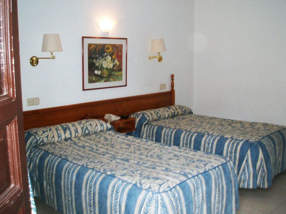 Hostal Centro Toledo Luaran gambar