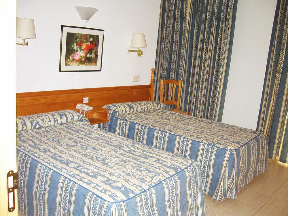 Hostal Centro Toledo Luaran gambar
