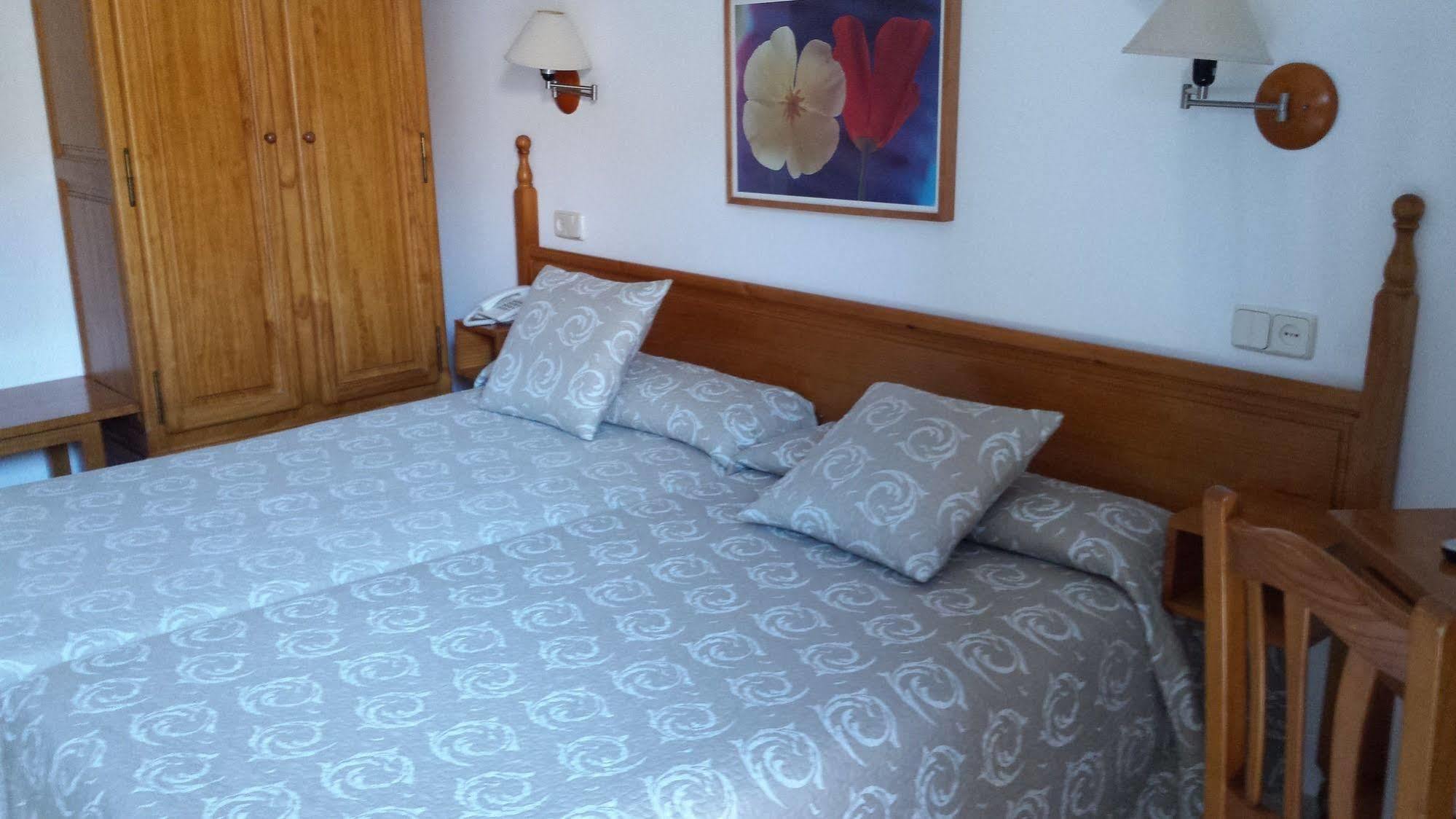 Hostal Centro Toledo Luaran gambar