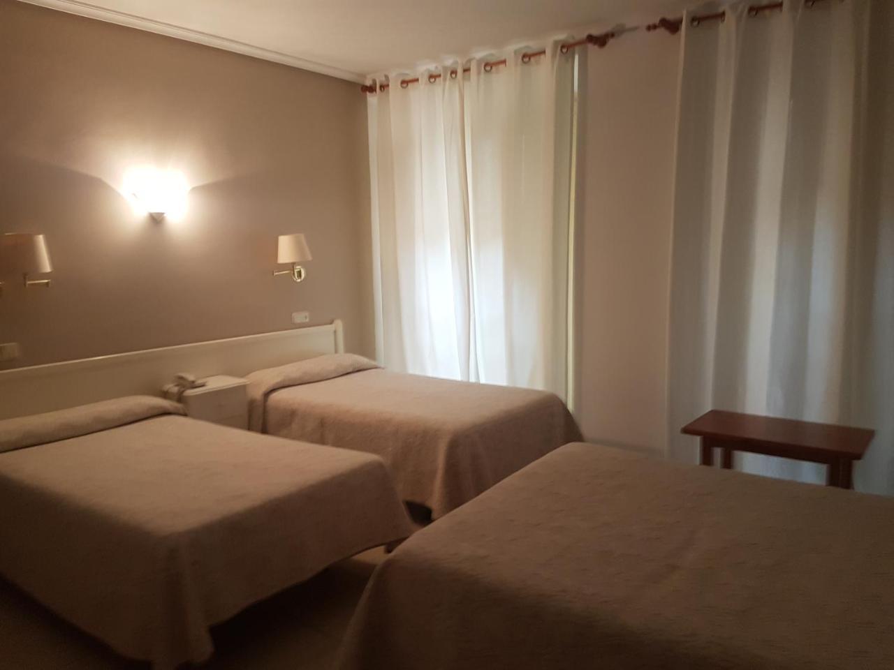 Hostal Centro Toledo Luaran gambar